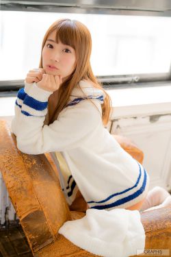 雨中公交李艳